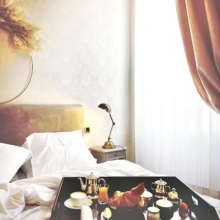 ホテル D'hotes Relais Mira Peis ミルポワ