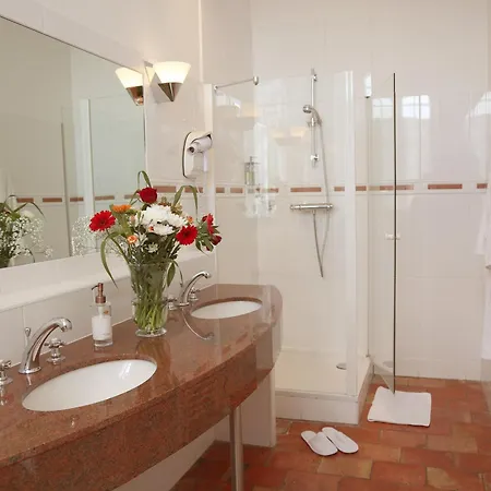 D'hotes Relais Mira Peis מלון *